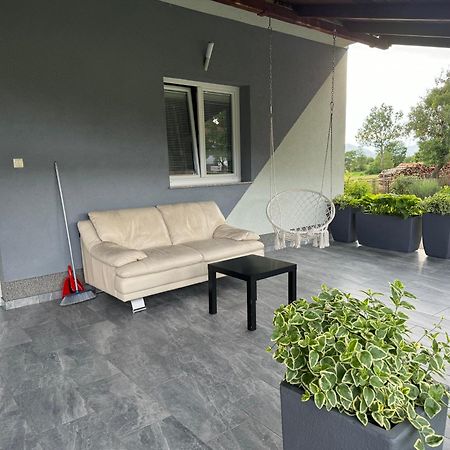Apartment Tilia Otočac Buitenkant foto