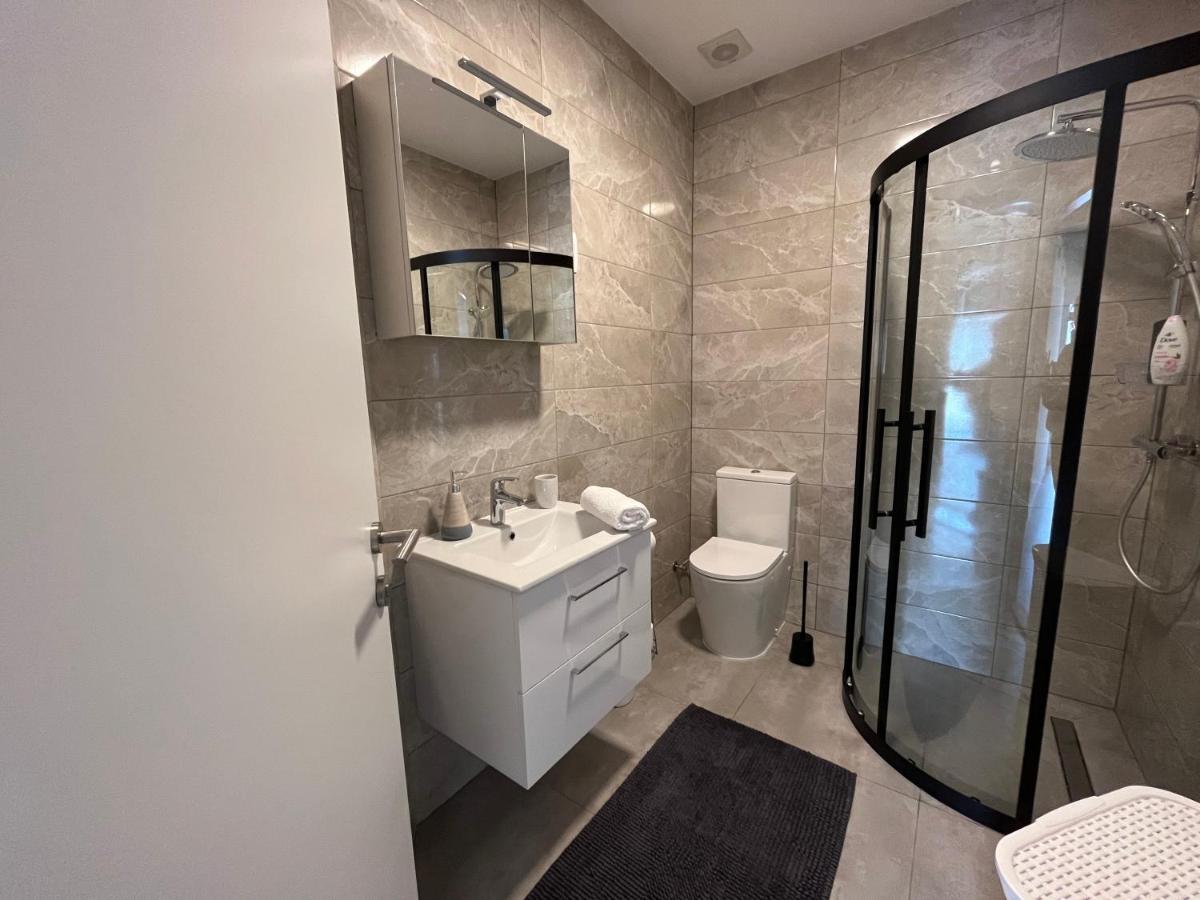 Apartment Tilia Otočac Buitenkant foto