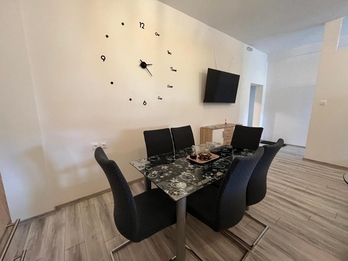 Apartment Tilia Otočac Buitenkant foto